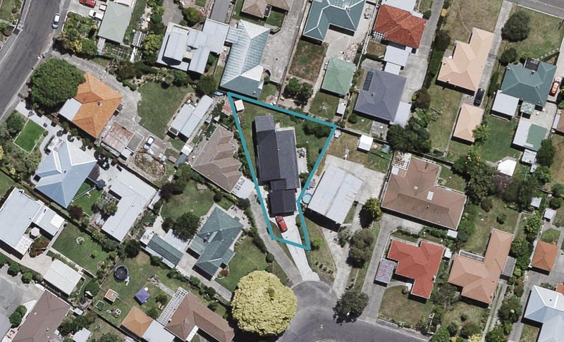 13A Cassino Crescent, Onekawa, Napier - Carousel 1
