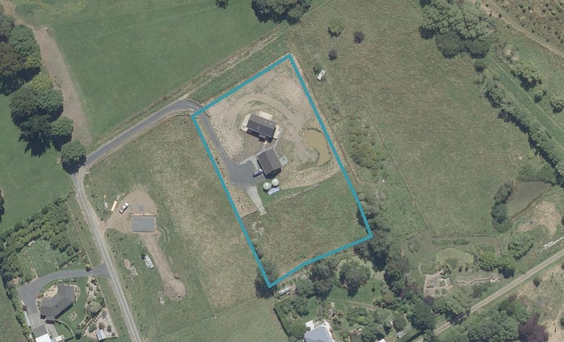 16 Meadow Road, Warrington, Waikouaiti - Carousel 1