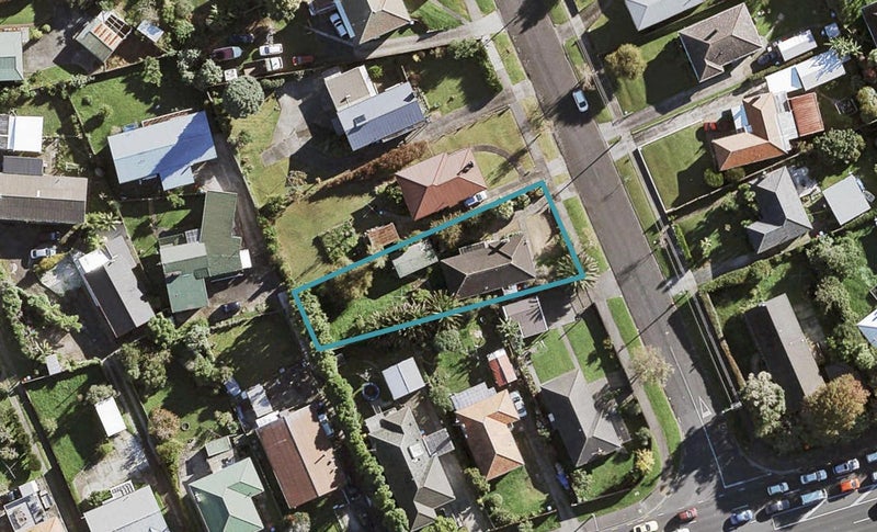 4 Roseville Street, New Windsor, Auckland - Carousel 1