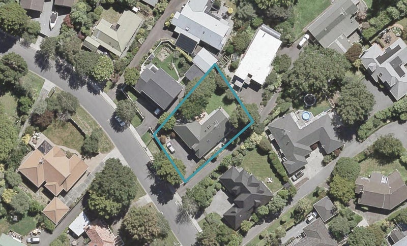 90 Barton Avenue, Heretaunga, Upper Hutt - Carousel 1