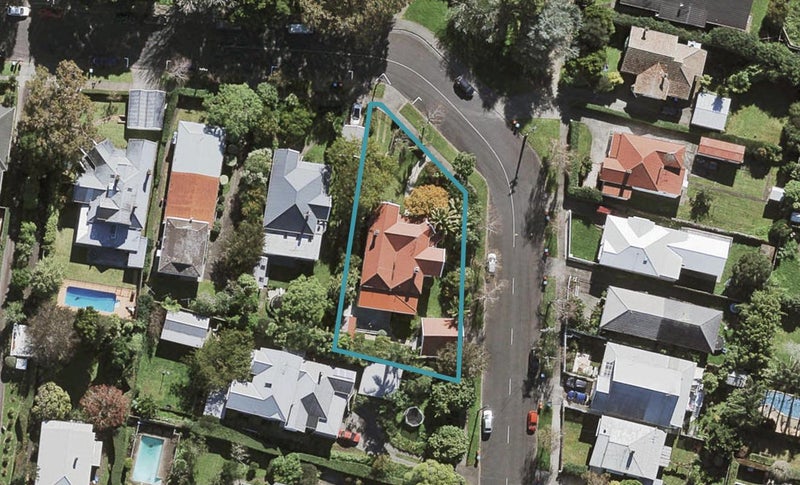 19 Windmill Road, Mount Eden, Auckland - Carousel 1
