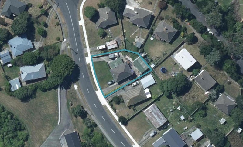 17 Gear Terrace, Ranui, Porirua - Carousel 1