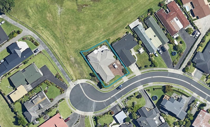 15 Kiriwai Place, Matua, Tauranga - Carousel 1