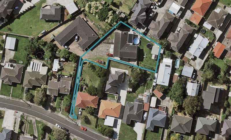 17 McRae Road, Mount Wellington, Auckland - Carousel 1