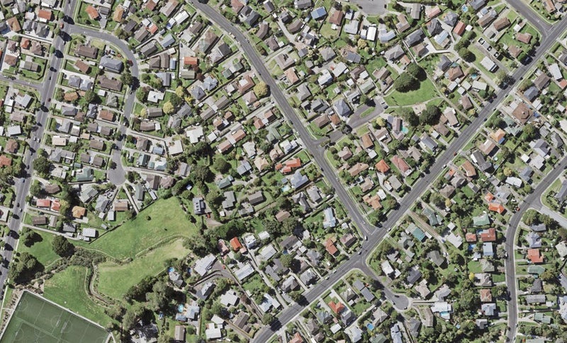 16 Clementine Place, Bucklands Beach, Auckland - Carousel 1