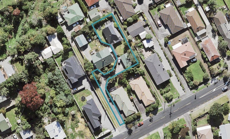 147A Hutchinson Avenue, New Lynn, Auckland - Carousel 1