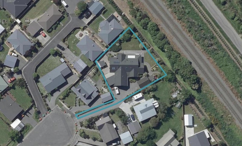 18 Stedley Place, Heathcote Valley, Christchurch - Carousel 1