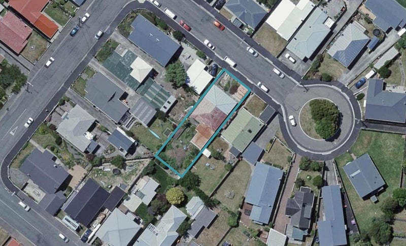 8 Bruges Avenue, Miramar, Wellington - Carousel 1
