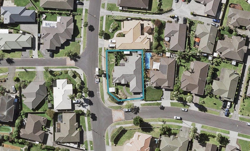 37 Newinn Crescent, East Tamaki Heights, Auckland - Carousel 1