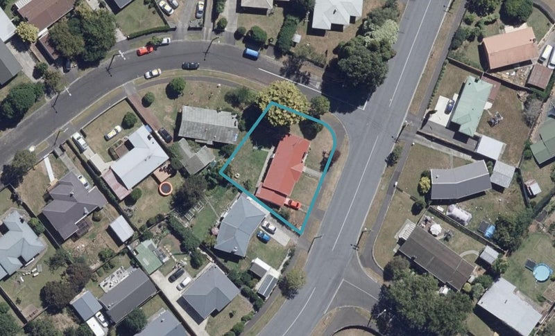 45 Nevada Road, Silverdale, Hamilton - Carousel 1