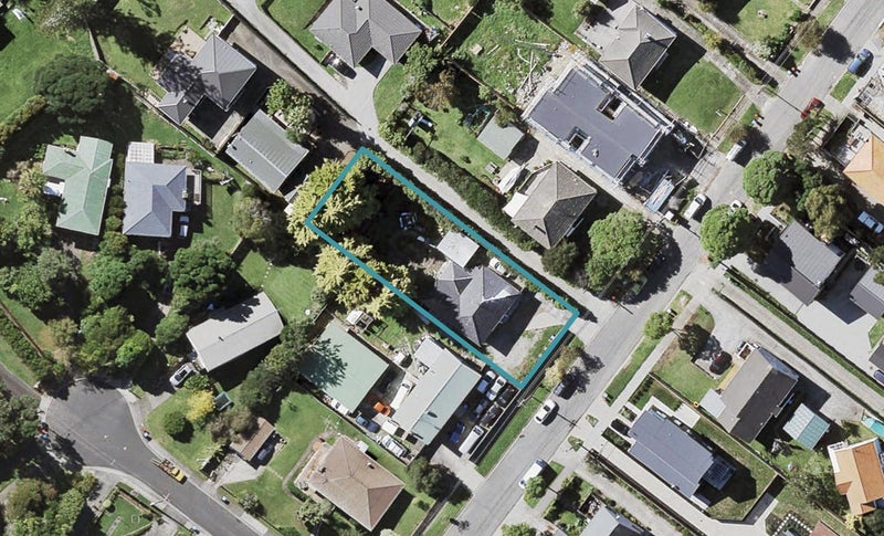 18 Castledine Crescent, Glen Innes, Auckland - Carousel 1