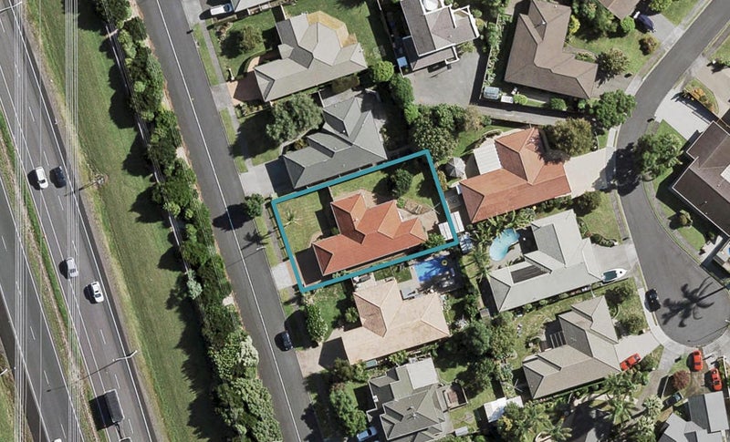 89 Rushgreen Avenue, Pahurehure, Papakura - Carousel 1
