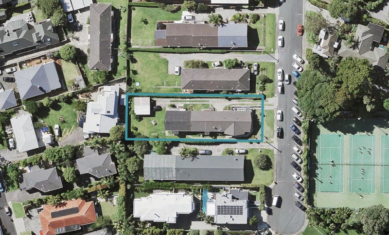 3/13 Dodson Avenue, Milford, Auckland - Carousel 1