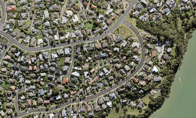 18 Da Vinci Place, West Harbour, Auckland - Carousel 1