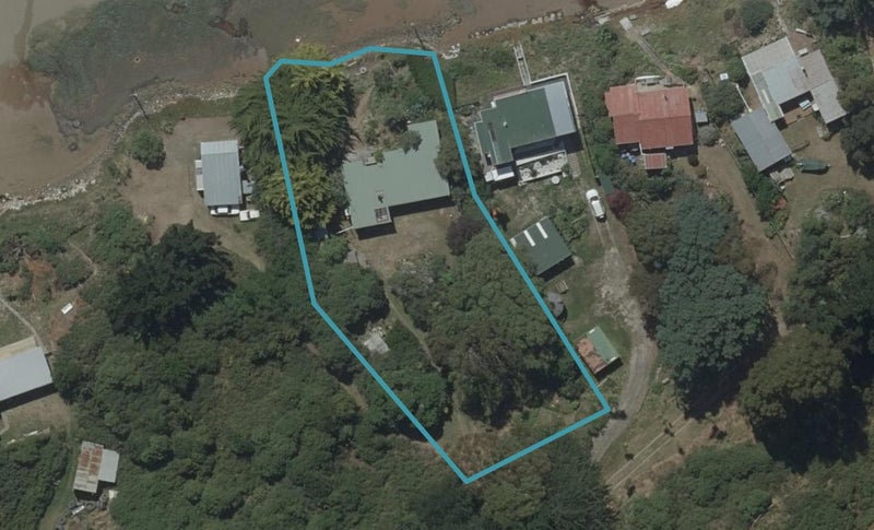 34 Otakou Golf Course Road, Otakou, Dunedin - Carousel 1