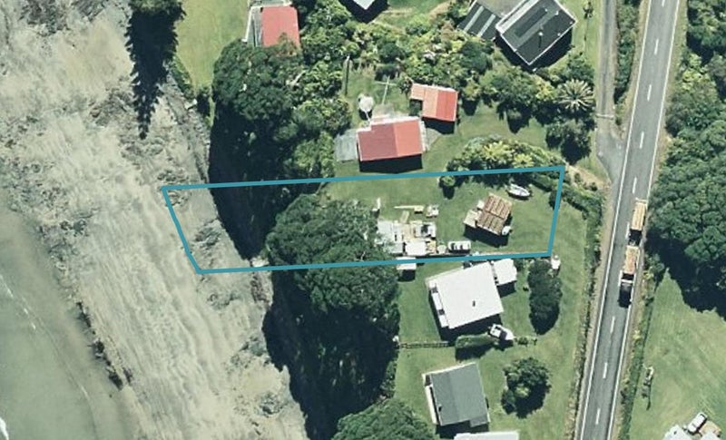 6447 State Highway 35, Te Kaha, Opotiki - Carousel 1