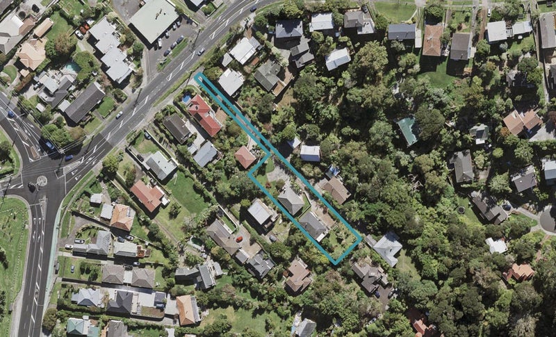 1/13 Coronation Road, Hillcrest, Auckland - Carousel 1