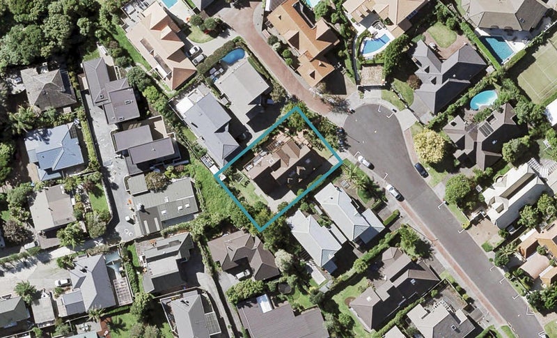 10 Elizabethan Gardens, St Heliers, Auckland - Carousel 1