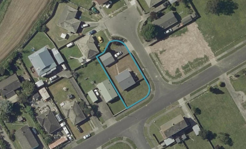 3 Hull Place, Highbury, Palmerston North - Carousel 1