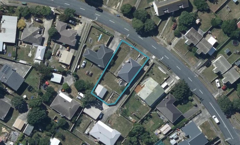 127 Dimock Street, Titahi Bay, Porirua - Carousel 1
