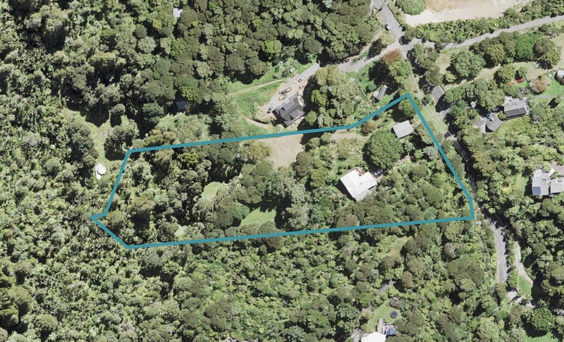 201 Parker Road, Oratia, Auckland - Carousel 1