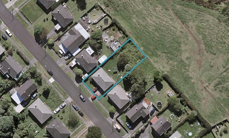 78 Cook Street, Marfell, New Plymouth - Carousel 1