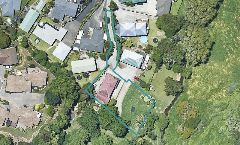 38 Welcome Bay Lane, Hairini, Tauranga - Carousel 1