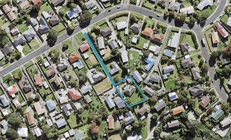 41A Fairclough Road, Beach Haven, Auckland - Carousel 1