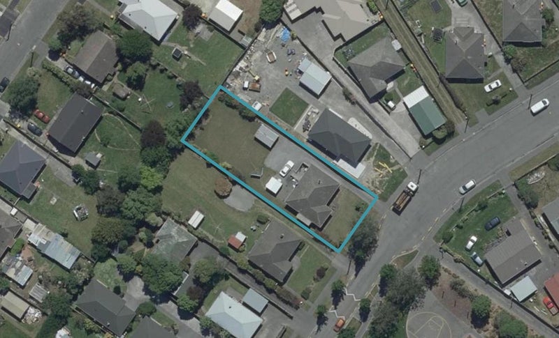 27 Morrison Avenue, Northcote, Christchurch - Carousel 1
