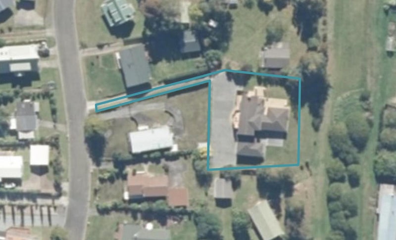 17 Angela Place, Kinloch, Taupō - Carousel 1