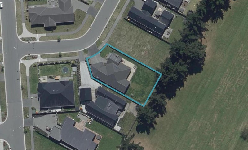 35 Kohunga Crescent, Bottle Lake, Christchurch - Carousel 1