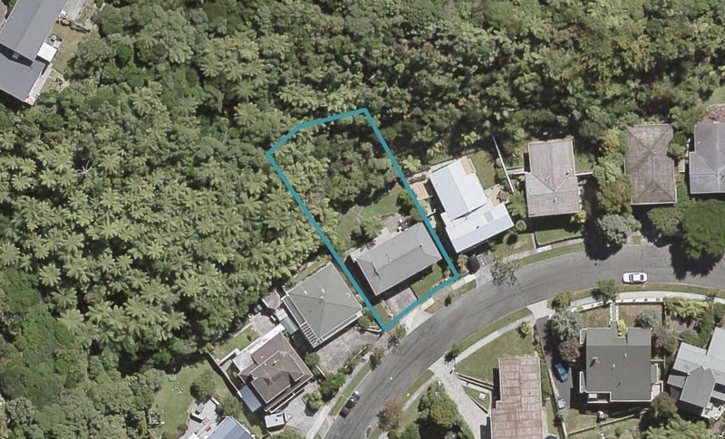 17 Stanhope Grove, Korokoro, Lower Hutt - Carousel 1