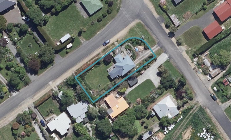 1 Kerr Street, Karitane, Waikouaiti - Carousel 1