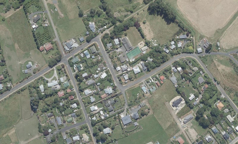 7 Ferguson Street, Warrington, Waikouaiti - Carousel 1