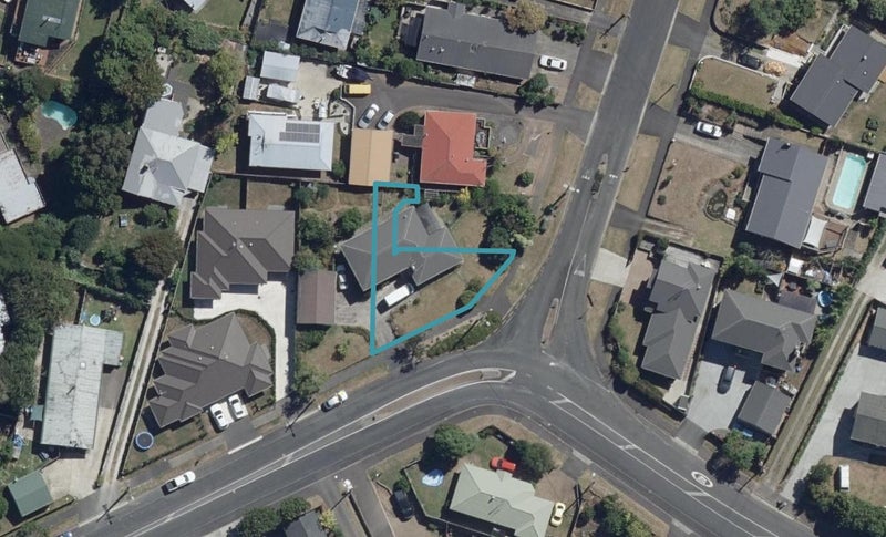 4/81 Dinsdale Road, Dinsdale, Hamilton - Carousel 1