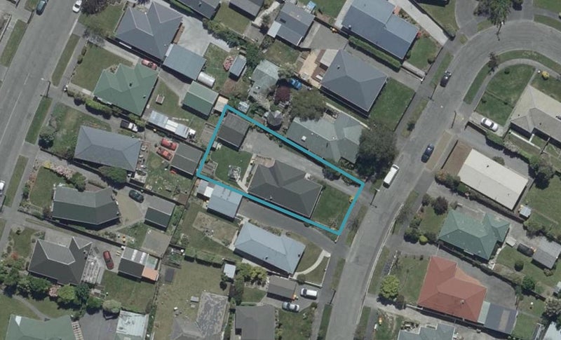 42 Wychwood Crescent, Bishopdale, Christchurch - Carousel 1