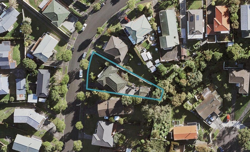 34 Trevola Street, New Windsor, Auckland - Carousel 1
