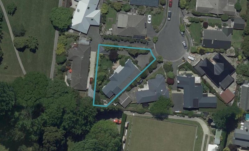 14 Willowbrook Place, Fendalton, Christchurch - Carousel 1