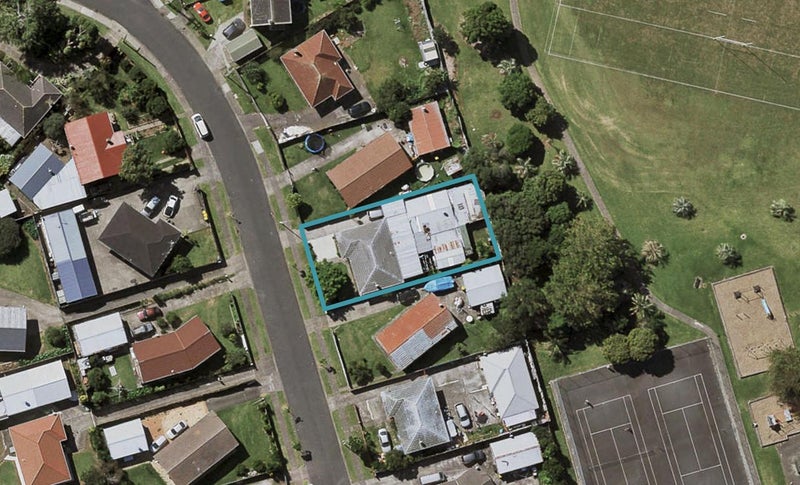 14 Dairy Road, Otara, Auckland - Carousel 1