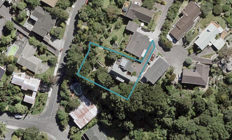 8 Raynham Way, Silverstream, Upper Hutt - Carousel 1