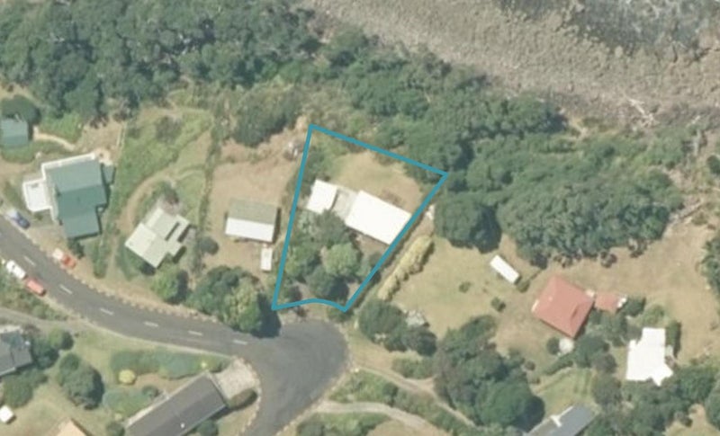 51 Pye Place, Hot Water Beach, Whitianga - Carousel 1