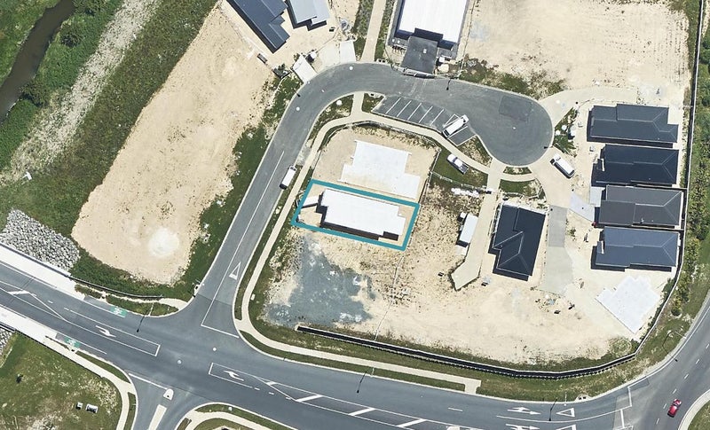6 Foley Grove, Pyes Pa, Tauranga - Carousel 1