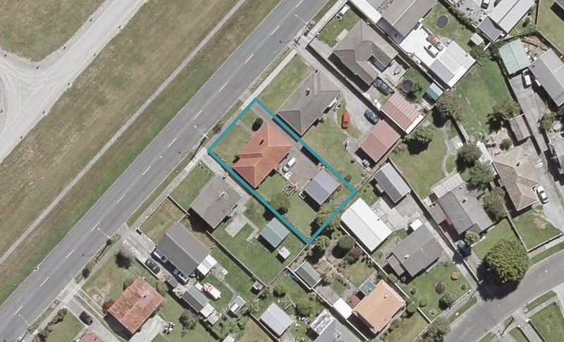 1189 Taita Drive, Taita, Lower Hutt - Carousel 1