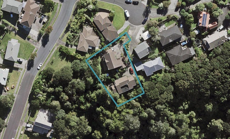 2/3 Antrim Grove, Bayview, Auckland - Carousel 1