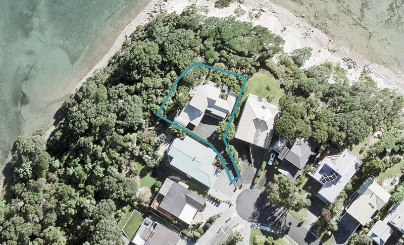 77 Fidelis Avenue, Snells Beach, Snells Beach - Carousel 1