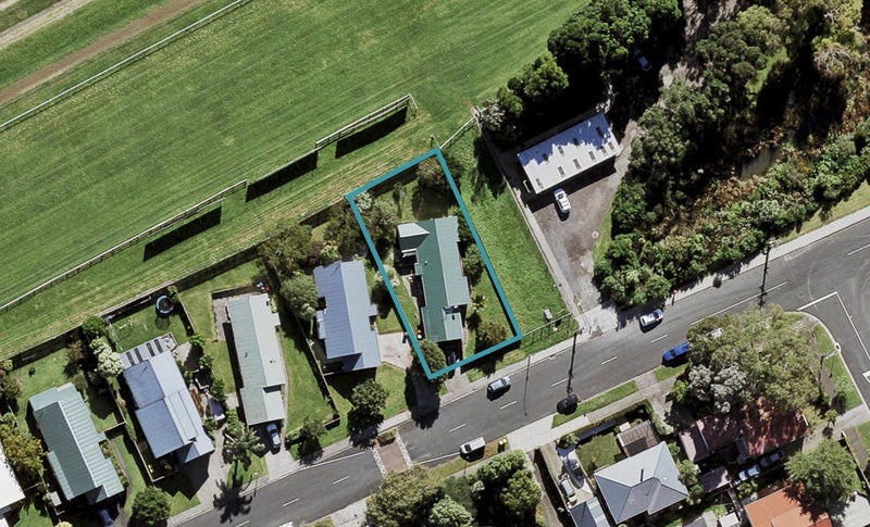 47 Wingate Street, Avondale, Auckland - Carousel 1
