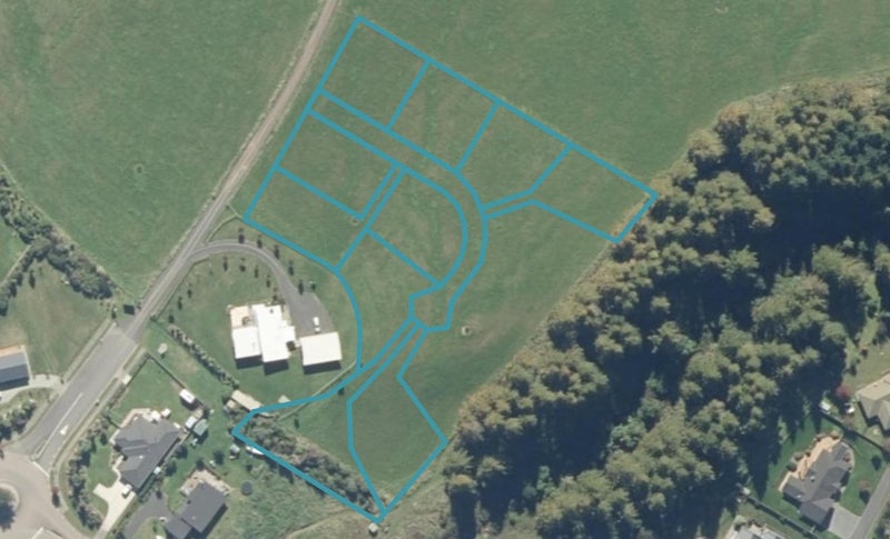 11 Larches Lane - Carousel 1