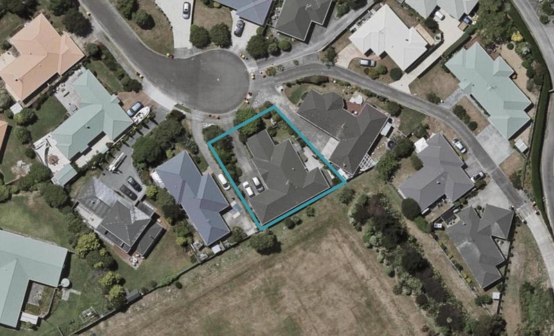 10 Leigh Place, Paraparaumu Beach, Paraparaumu - Carousel 1