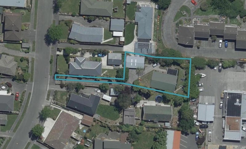 10B Valerie Place, Redwood, Christchurch - Carousel 1