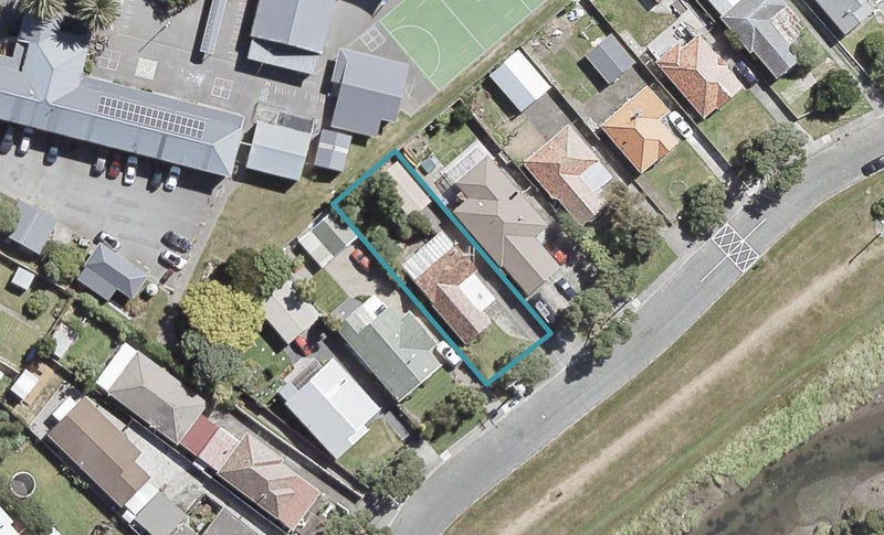 23 Riverside Drive, Waiwhetu, Lower Hutt - Carousel 1